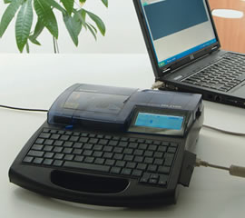 canon_m1_feat_PC_connected.jpg